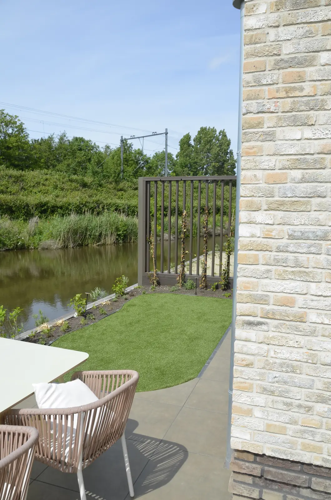 Zithoek met uitzicht over het water
