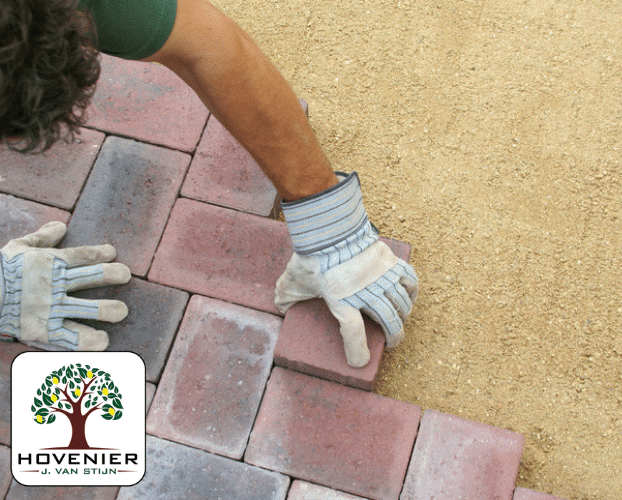 kosten tuin laten bestraten